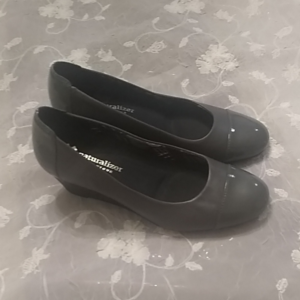 Naturalizer N5 CONTOUR size 6N gray color